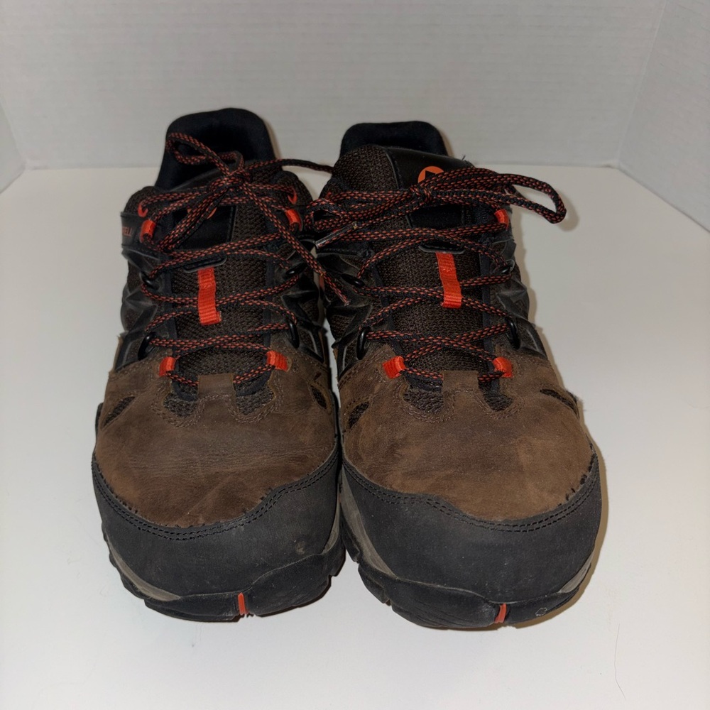 Men's Merrell Moab Brown and Black Hiking Shoes size 11 cat friendly house
